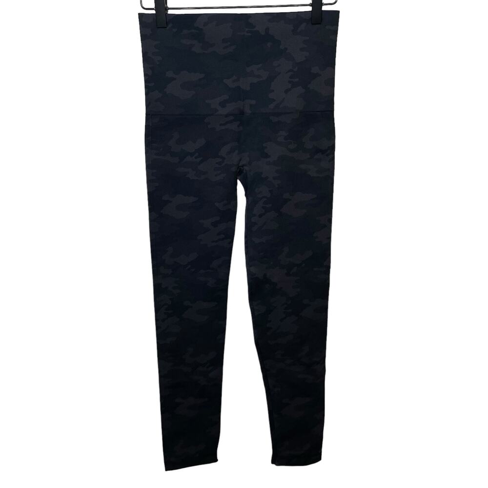 Spanx Look At Me Now High-Rise Camo Leggings In Black Camo Athletic Size XL - Picture 10 of 13